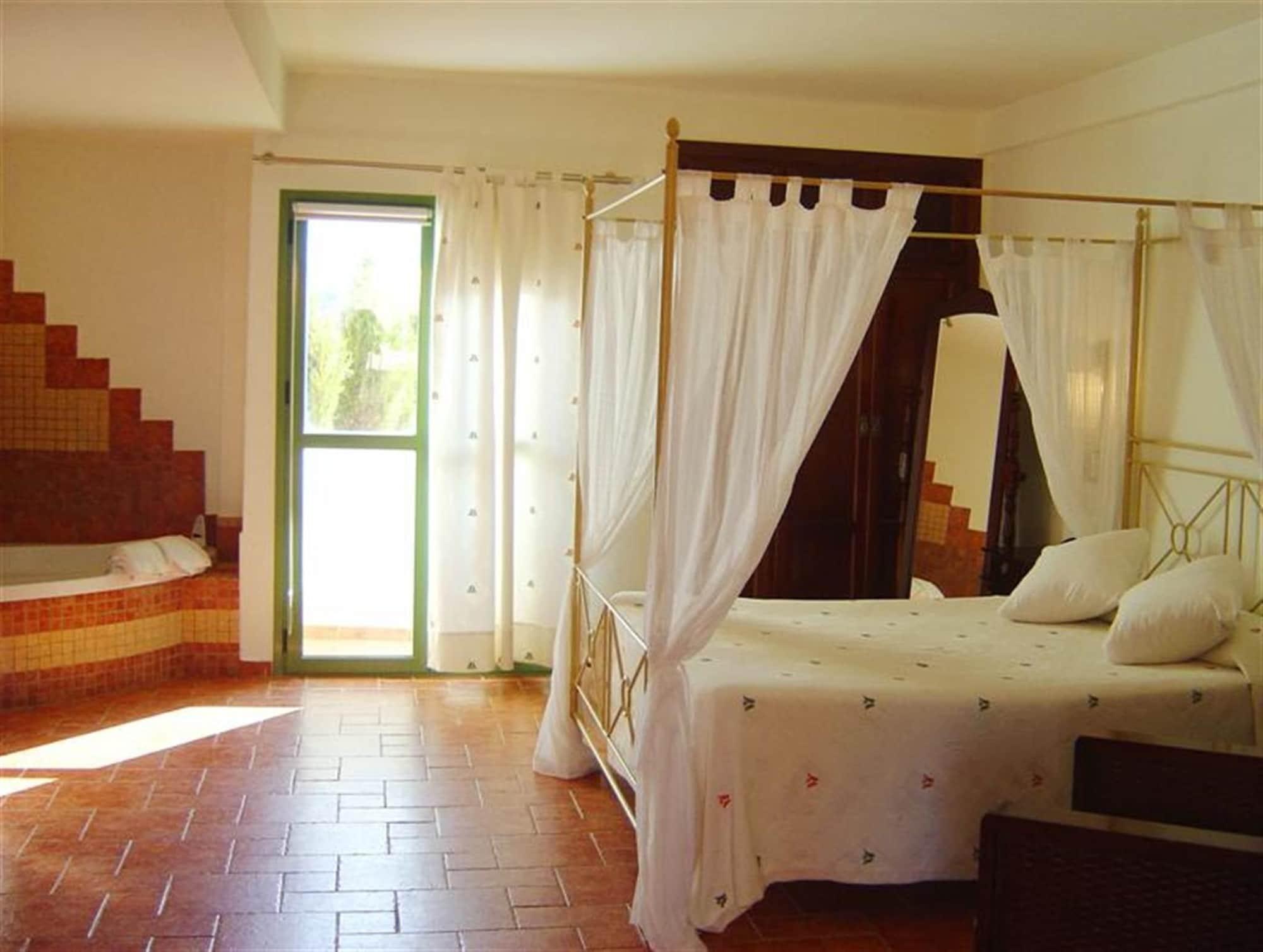 Hotel De Naturaleza Rodalquilar & Spa Cabo De Gata Exterior foto